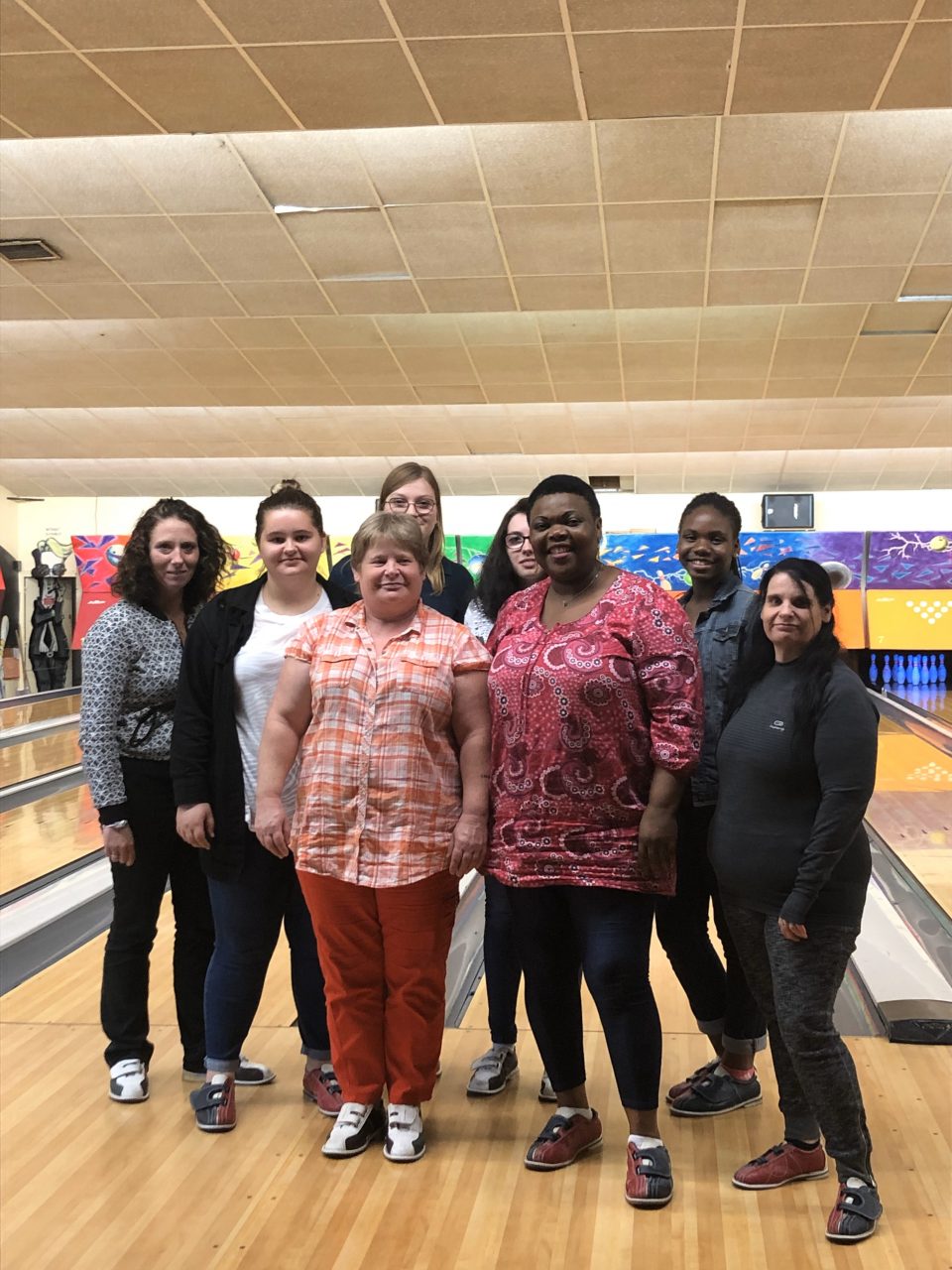 Vitalliance, service d'aide à domicile emmène ses auxiliaires de vie au bowling