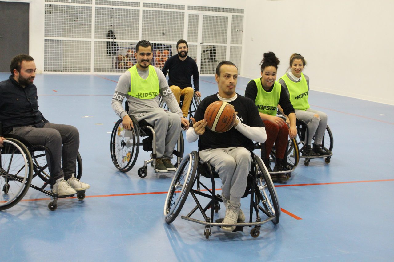 Vitalliance joue au Handibasket