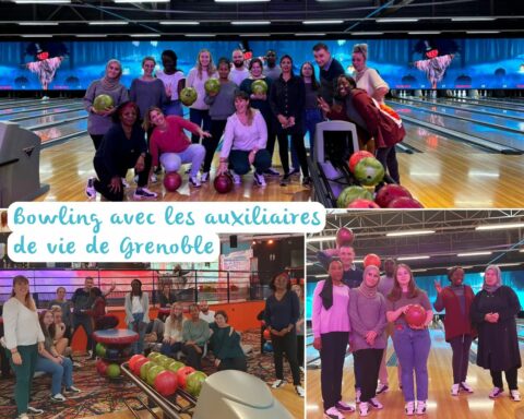 Les auxiliaires de vie de Grenoble jouent au Bowling avec l'équipe en agence